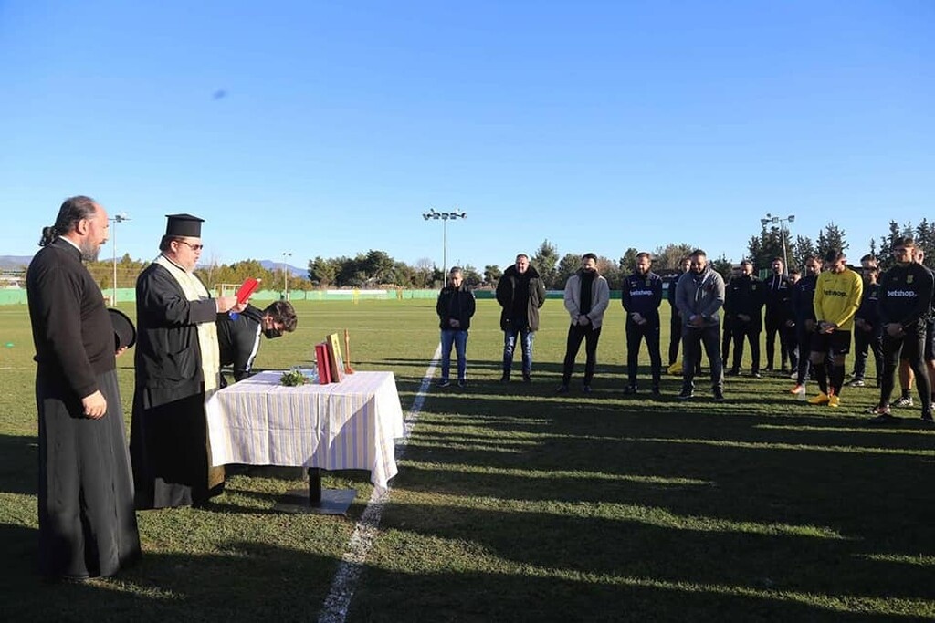 Άρης: Αγιασμός και ιδιαίτερα δώρα στον Θ. Καρυπίδη! (Photos)