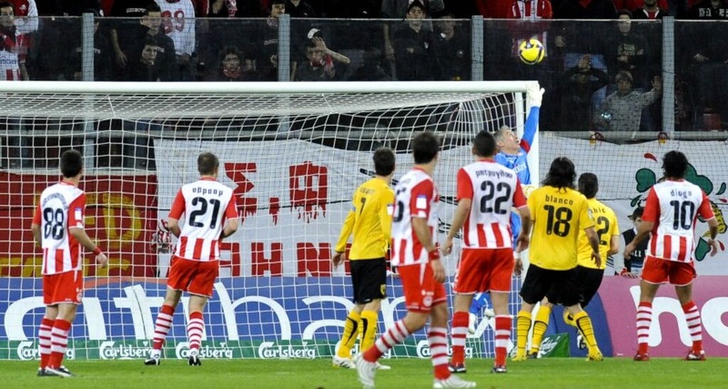 Super League: Τα… ποδαρικά κρύβουν εκπλήξεις! (Photos & Videos)