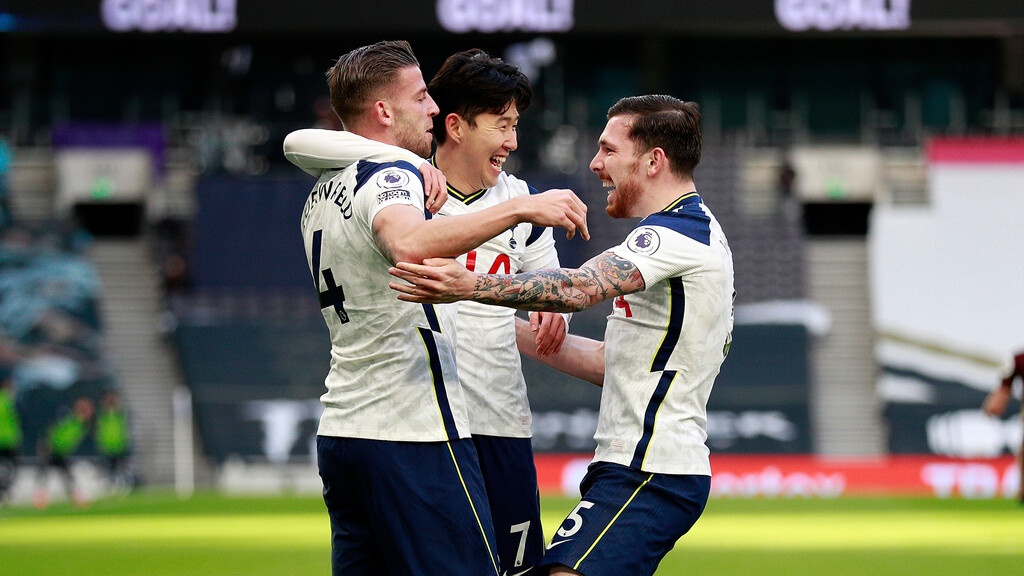 Premier League: Περίπατο η Τότεναμ και τρίτη θέση! (video+photos)