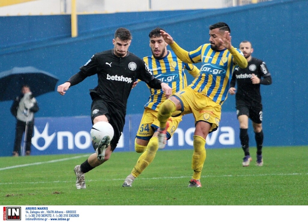 Παναιτωλικός-ΟΦΗ: Πέναλτι με… καθυστέρηση, αλλά δεν έγινε γκολ (video)