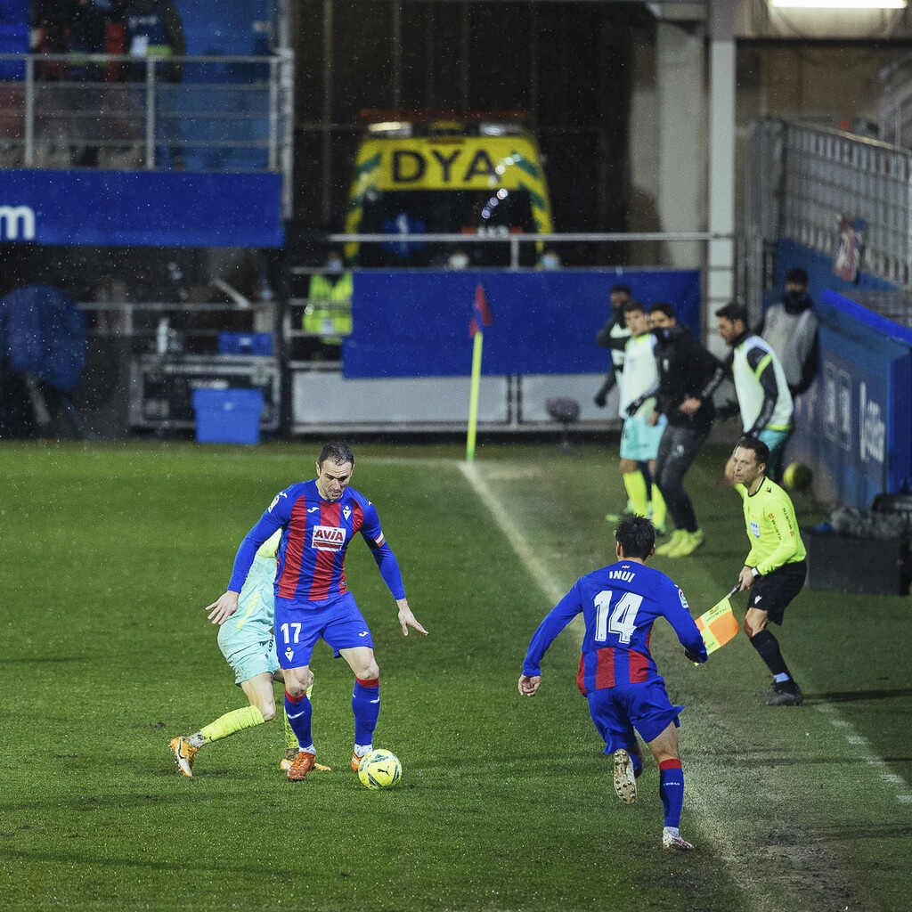 La Liga: Η Εϊμπάρ σταμάτησε τη Γρανάδα, νέα γκέλα για Σοσιεδάδ!