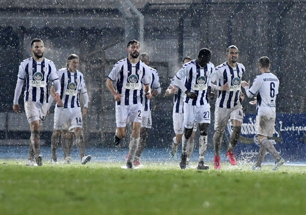 Super League: Η βαθμολογία μετά το ντέρμπι Ολυμπιακός-ΑΕΚ
