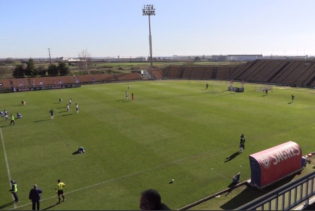 Σοκαριστική στιγμή: Ανακοπή καρδιάς εν ώρα αγώνα για 24χρονο παίκτη (video+photos)