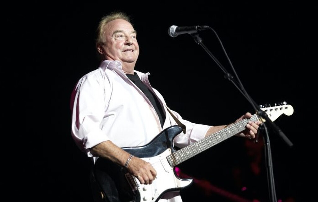 Λίβερπουλ: Θλίψη - Πέθανε ο άνθρωπος του You’ ll never walk alone (photos+video)