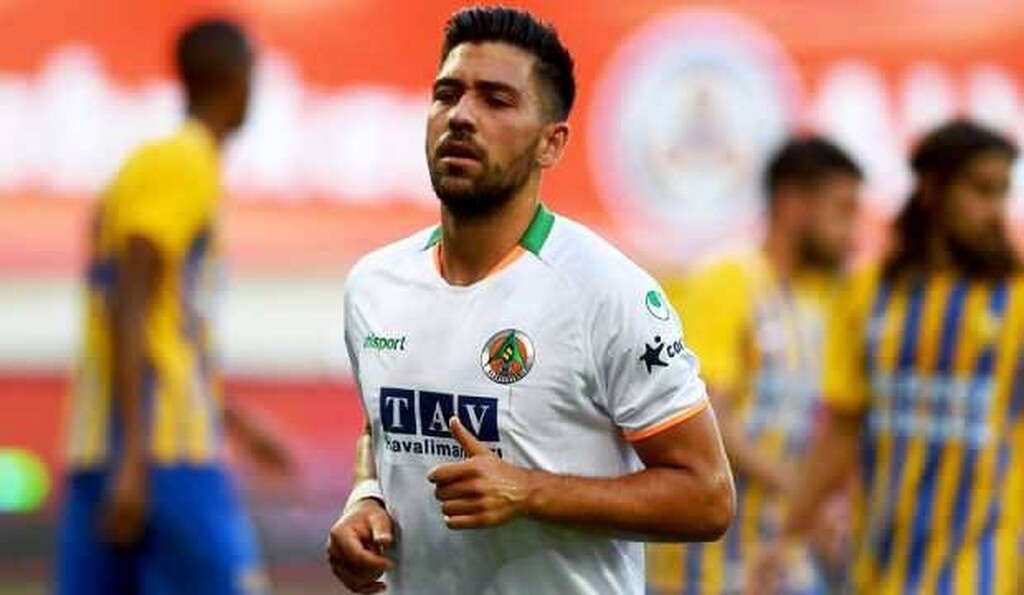 Αλάνιασπορ: Σκάει… βόμβα με Μπακασέτα - Η πρόταση και οι απαιτήσεις (photos)