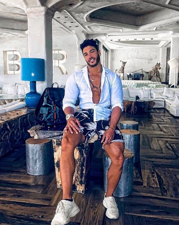 Survivor: Όταν ο Ασημακόπουλος έβγαινε με παίκτρια του Bachelor - Η σπάνια φωτογραφία (photos)