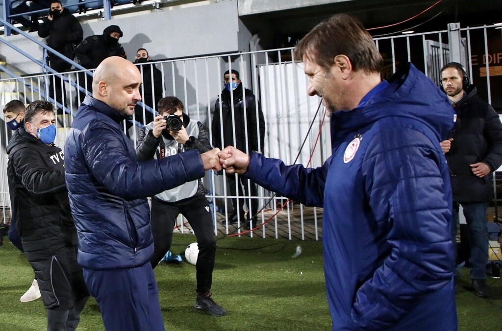 Ολυμπιακός: Η αποκάλυψη Μαρτίνς για νέα μεταγραφή (photos)