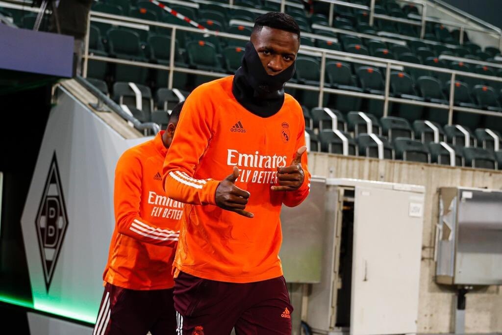 Ρεάλ Μαδρίτης: Το εντυπωσιακό τατουάζ του Βινίσιους και ο Μπομπ Μάρλει! (photos)