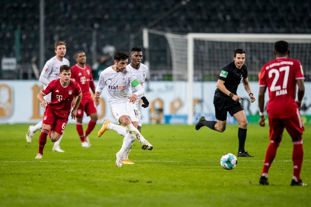 Bundesliga: Θρίαμβος με… ανατροπάρα για Γκλάντμπαχ κόντρα στη Μπάγερν! (Videos+Photos)