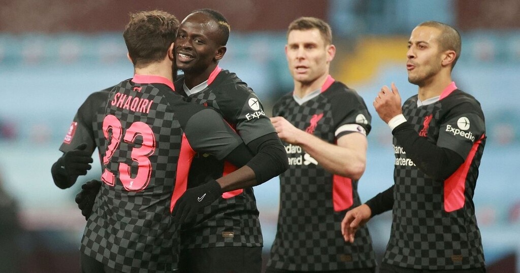 Λίβερπουλ: Επίδειξη fair play προς την Άστον Βίλα (photos)