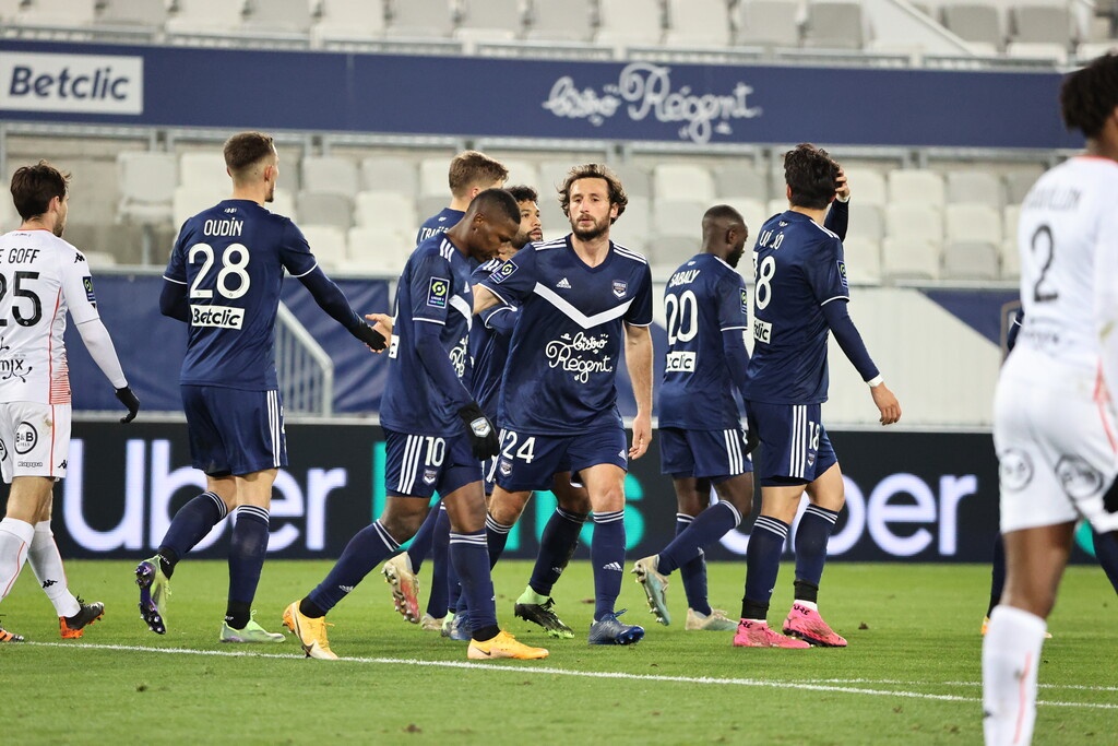 Ligue1: Λιοντάρι η Λιόν παρέμεινε στην κορυφή, ακολουθούν Παρί και Λιλ! (photos)