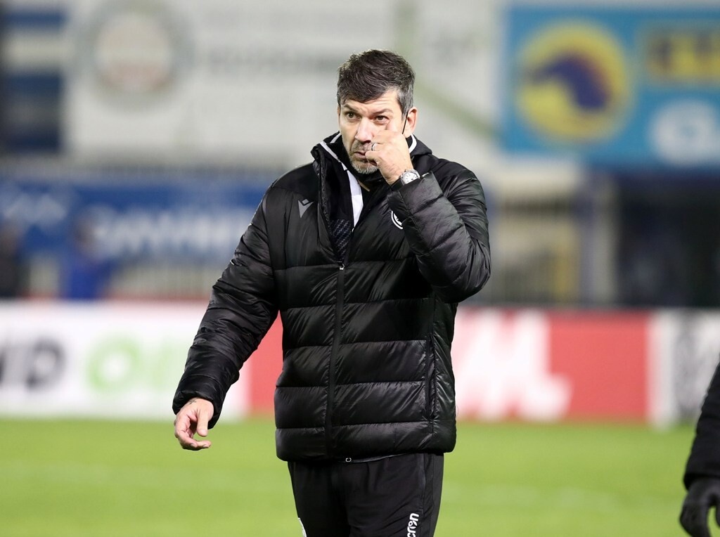 Καζάνι που… βράζει ο ΠΑΟΚ - «Ντου» οπαδών και κράξιμο στην Τούμπα - Στήριξη σε Γκαρσία (photos)