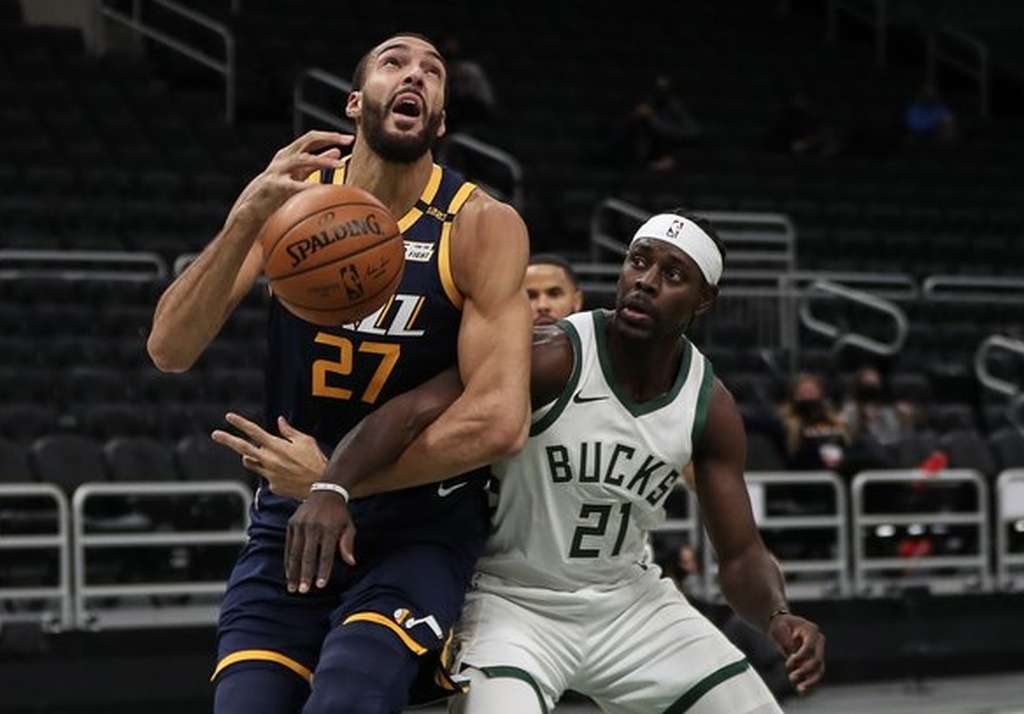 NBA: «Βομβάρδισαν» τους Μπακς οι Τζαζ (video+photos)