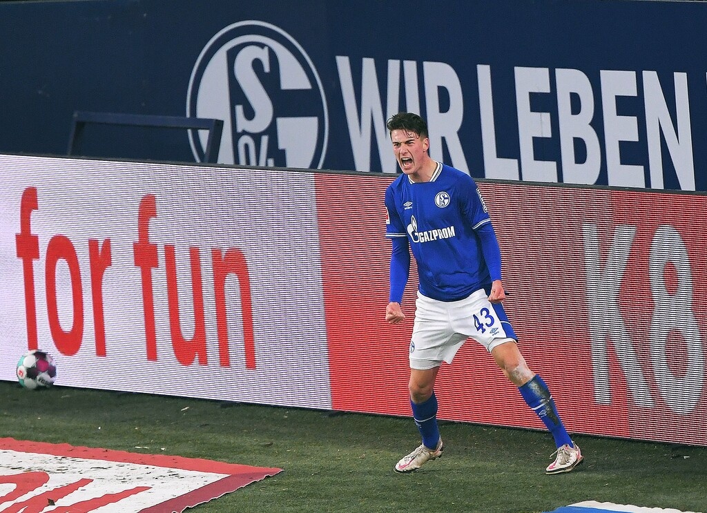 Bundesliga: Θρίαμβος για Σάλκε έπειτα από έναν χρόνο! (video+photos)