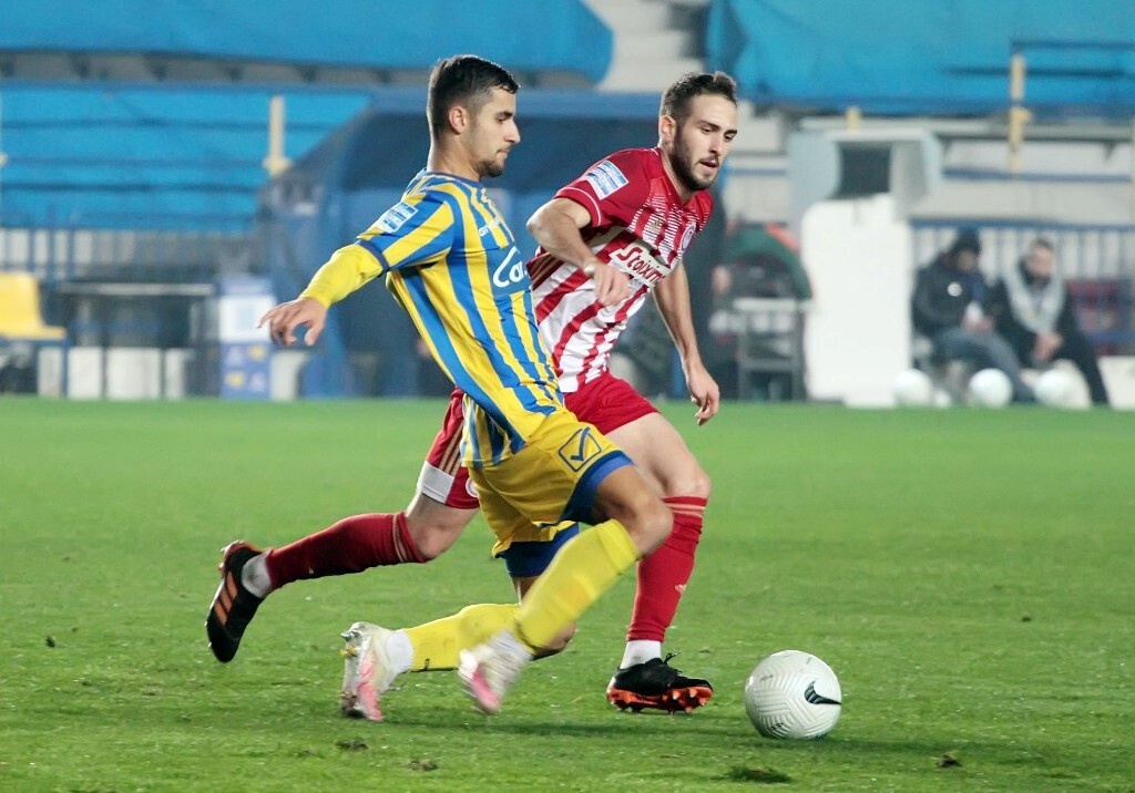 Super League: Η βαθμολογία μετά το παιχνίδι του Σαββάτου (9/1)