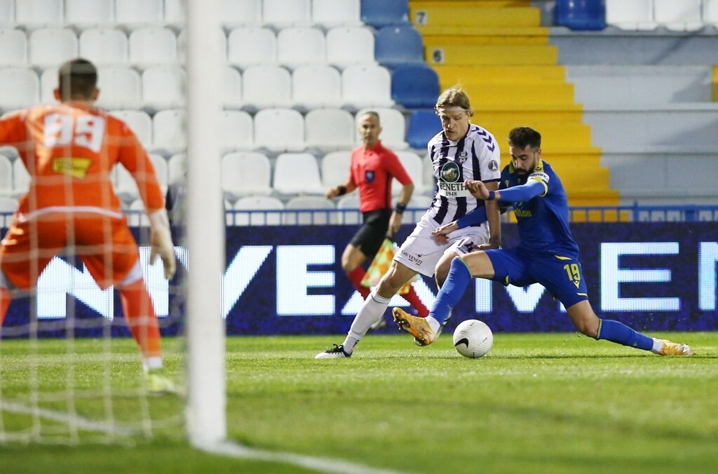 Απόλλων Σμύρνης-Αστέρας Τρίπολης 0-1: Διπλό με υπογραφή Μπαράλες (photos)