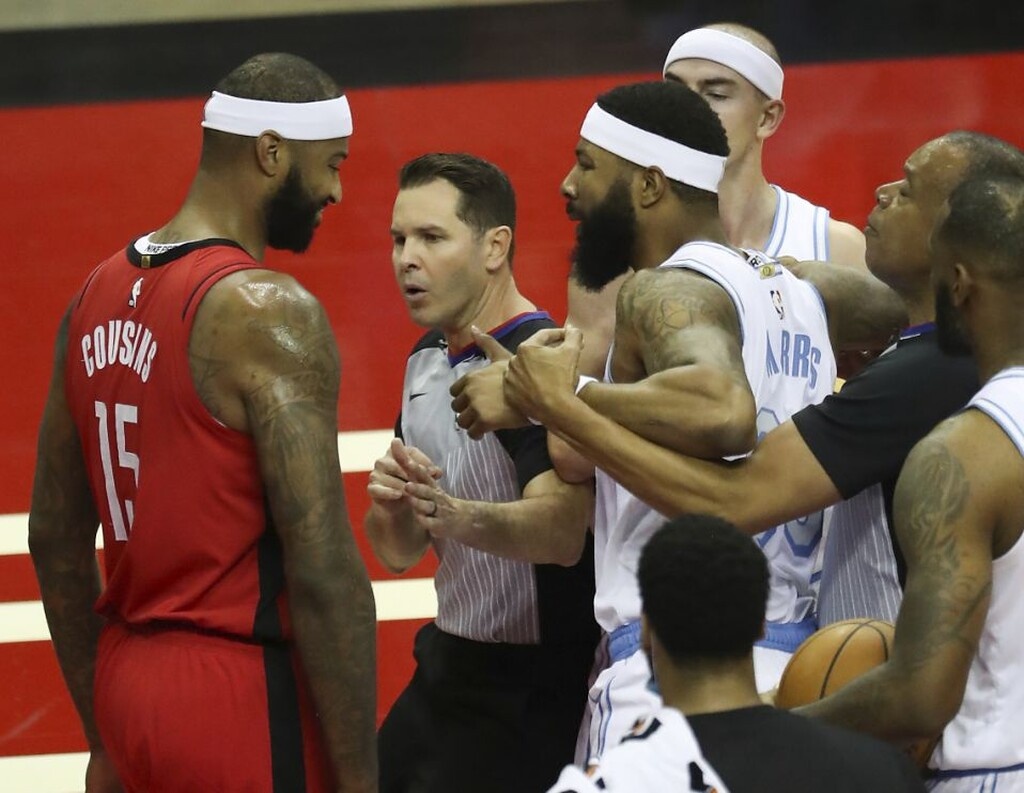 NBA: Χαμός στο Ρόκετς-Λέικερς - Πιάστηκαν στα χέρια παίκτες (photos+video)