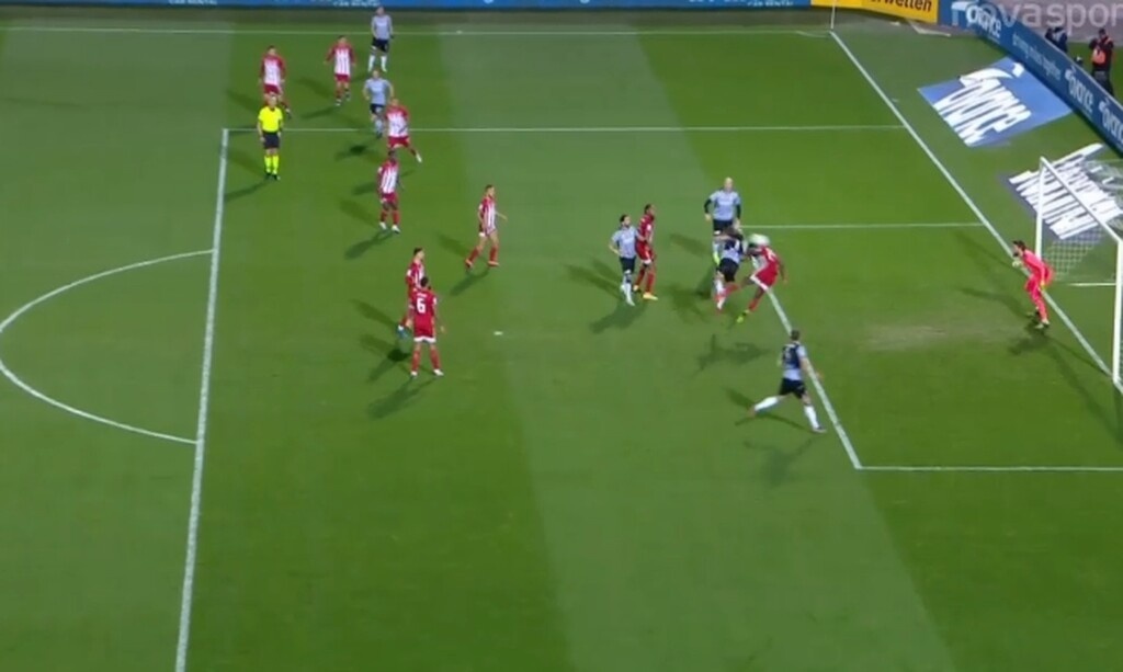 ΠΑΟΚ-Ολυμπιακός: Ο Ουάρντα «λύγισε» τον Σα και ο Ίνγκασον το «κάρφωσε»! (video)