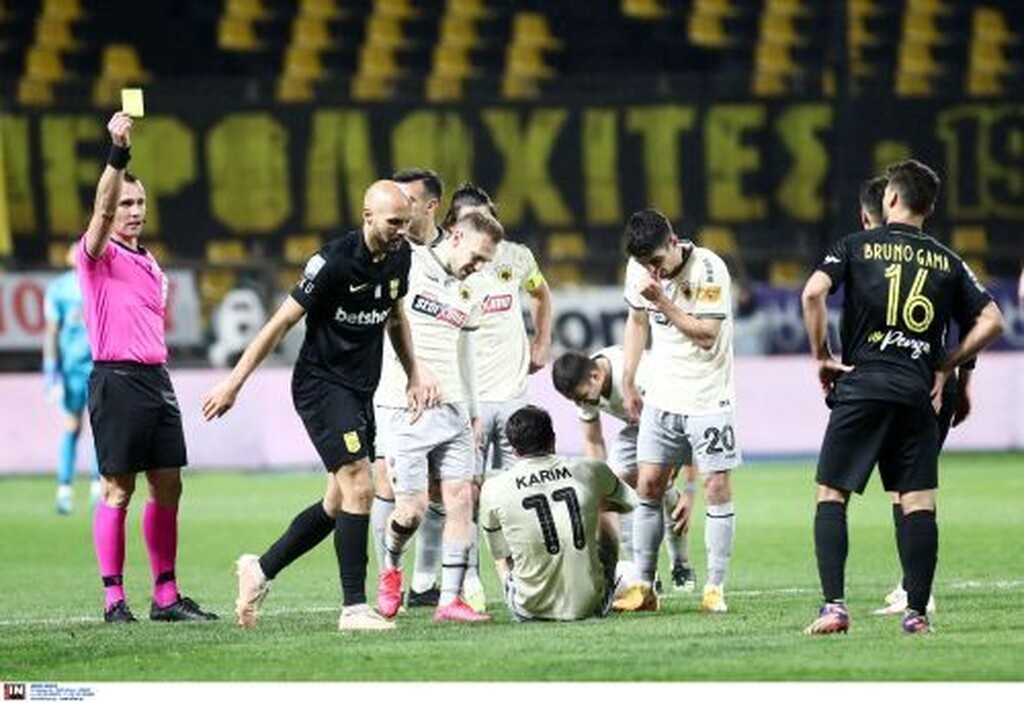 Αρης - ΑΕΚ: Χαμός με τις αλλαγές, τα… έχασε ο Κροάτης διαιτητής (photos)