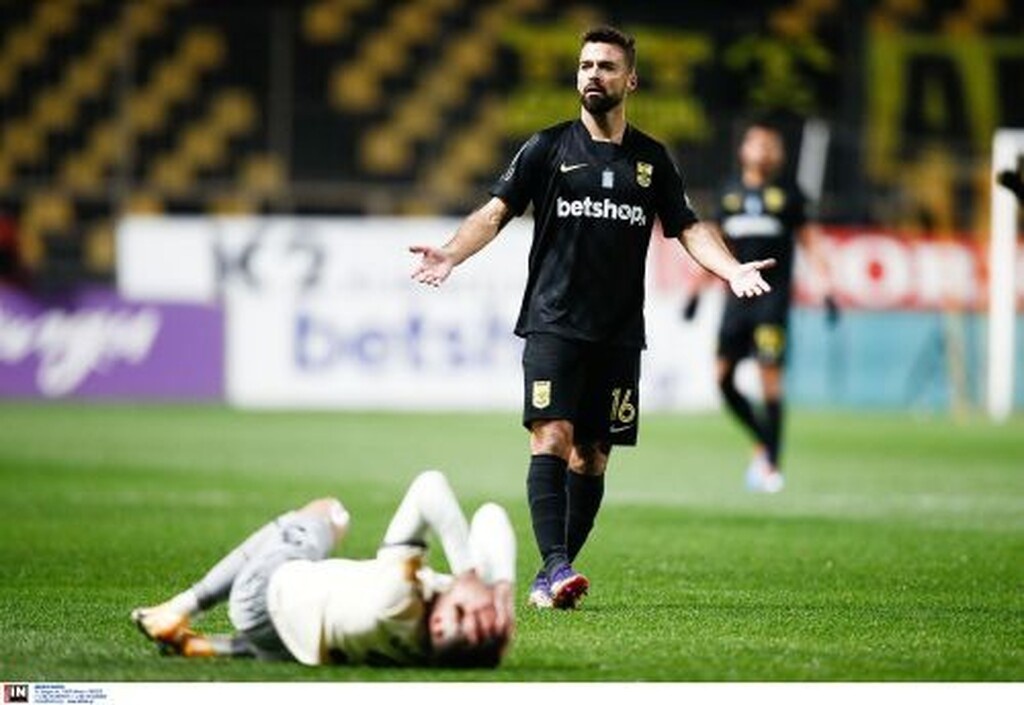 Αρης-ΑΕΚ: Η στιγμή του τραυματισμού του Νεντελτσεάρου (video+photos)