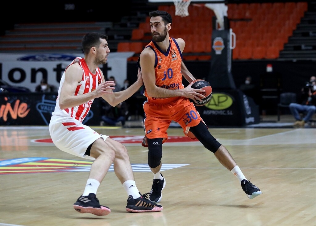 Βαλένθια-Ερυθρός Αστέρας 91-71: Εύκολη επιστροφή στις νίκες