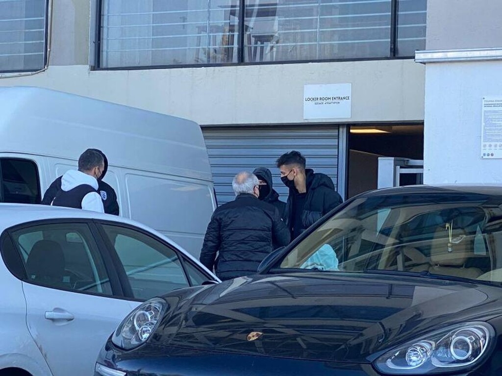 ΠΑΟΚ: Στην Τούμπα ο Γιαννούλης, αποχαιρέτησε τους πάντες (photos)