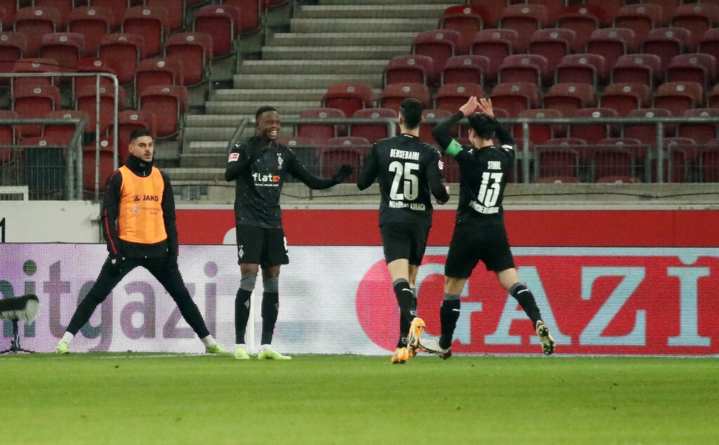 Bundesliga: Ματσάρα και ισόπαλο το θρίλερ Στουτγκάρδη-Γκλάντμπαχ! (video+photos)