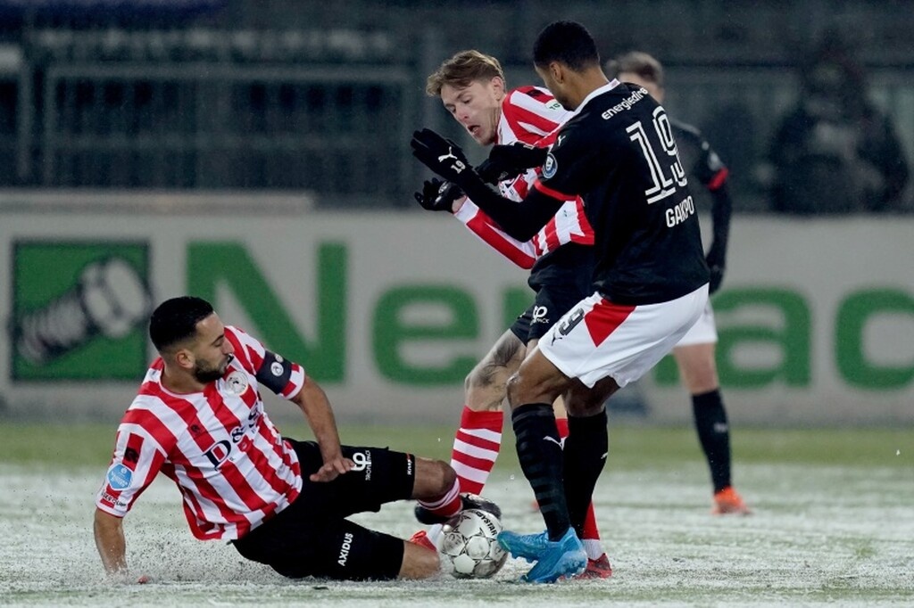 Eredivisie: Έβγαλε αντίδραση κι έριξε πεντάρα η Αϊιντχόφεν! (photos)