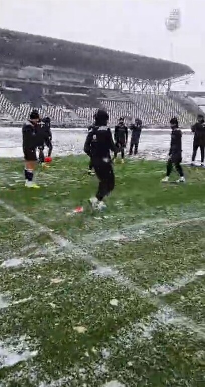 ΠΑΟΚ: Προπόνηση στο χιόνι (photos)