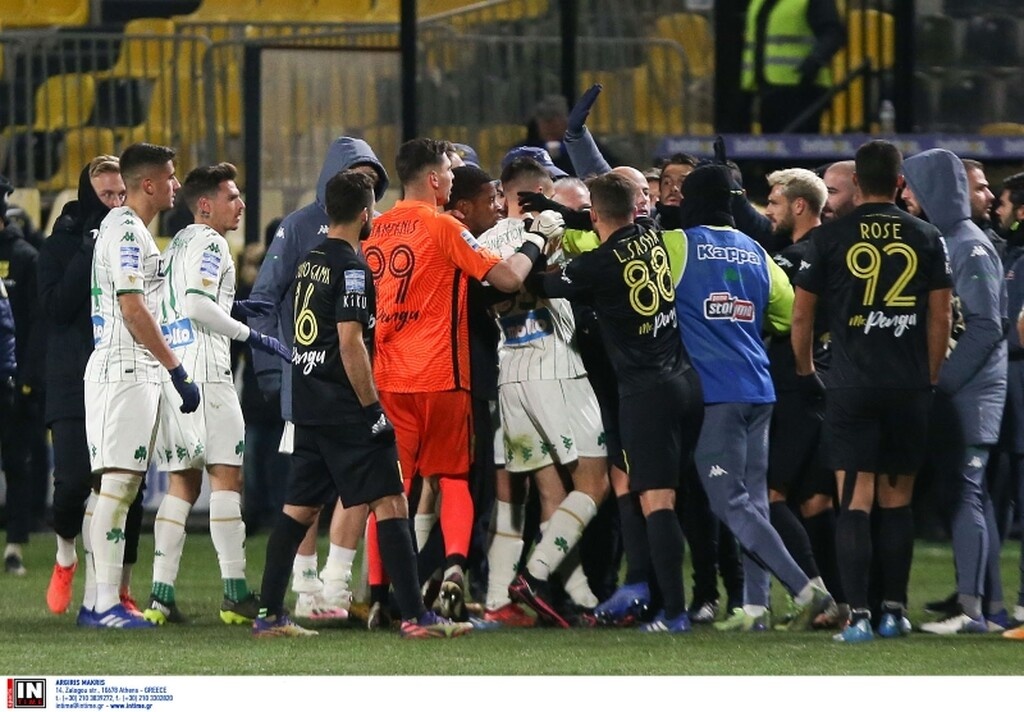 Η ένταση στο φινάλε του Άρης-Παναθηναϊκός (photos)