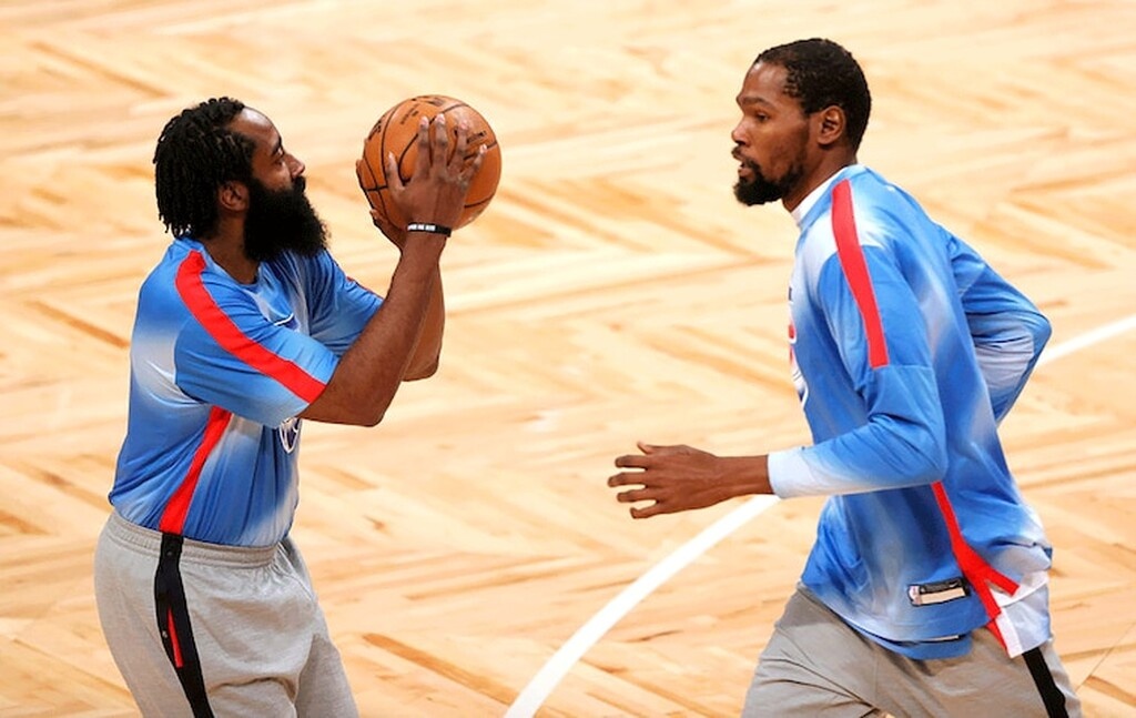 NBA: Λάμψη Χάρντεν στο ντεμπούτο του (video+photos)