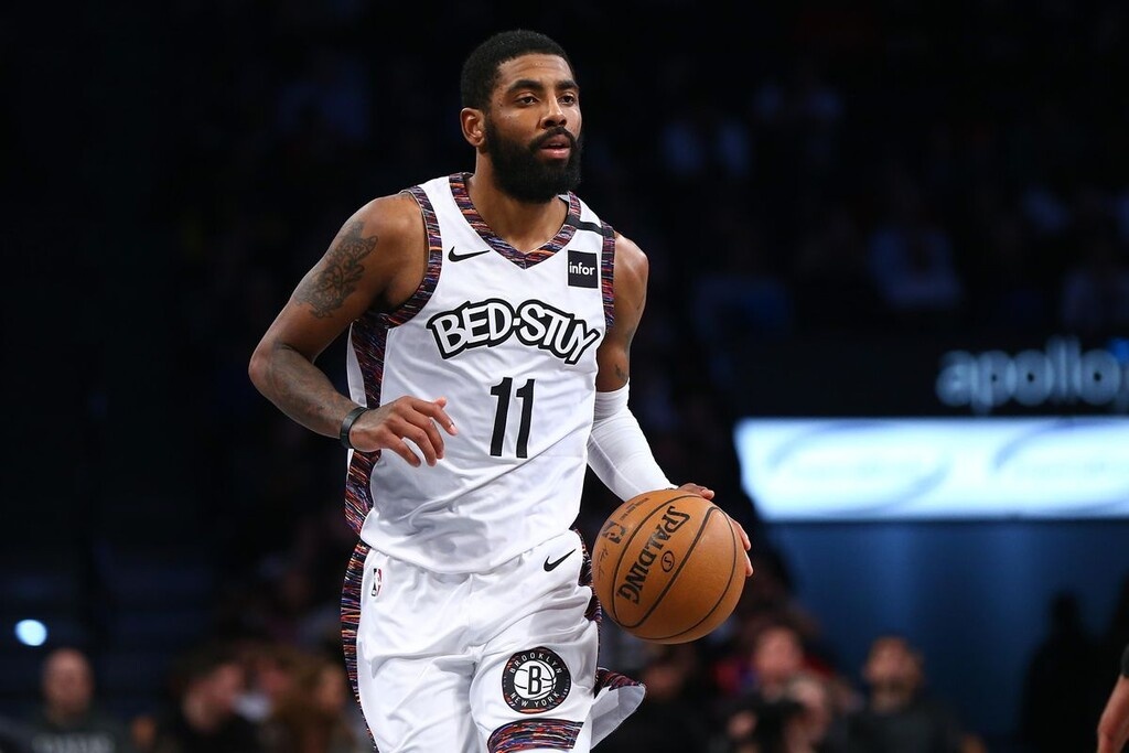 NBA: Το παλεύει για Μπακς ο Ίρβινγκ