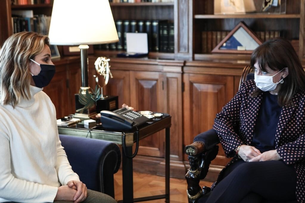 Σοφία Μπεκατώρου: Το μήνυμα της Προέδρου της Δημοκρατίας - «Διέλυσε τη συνωμοσία της σιωπής» (pics)