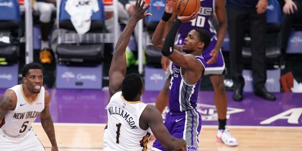 NBA: Η σούπερ εμφάνιση του Ντε'Ααρον Φοξ (video)