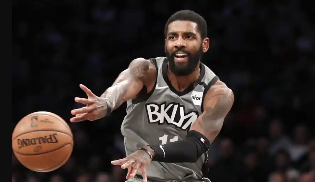 NBA: Το παλεύει για Μπακς ο Ίρβινγκ
