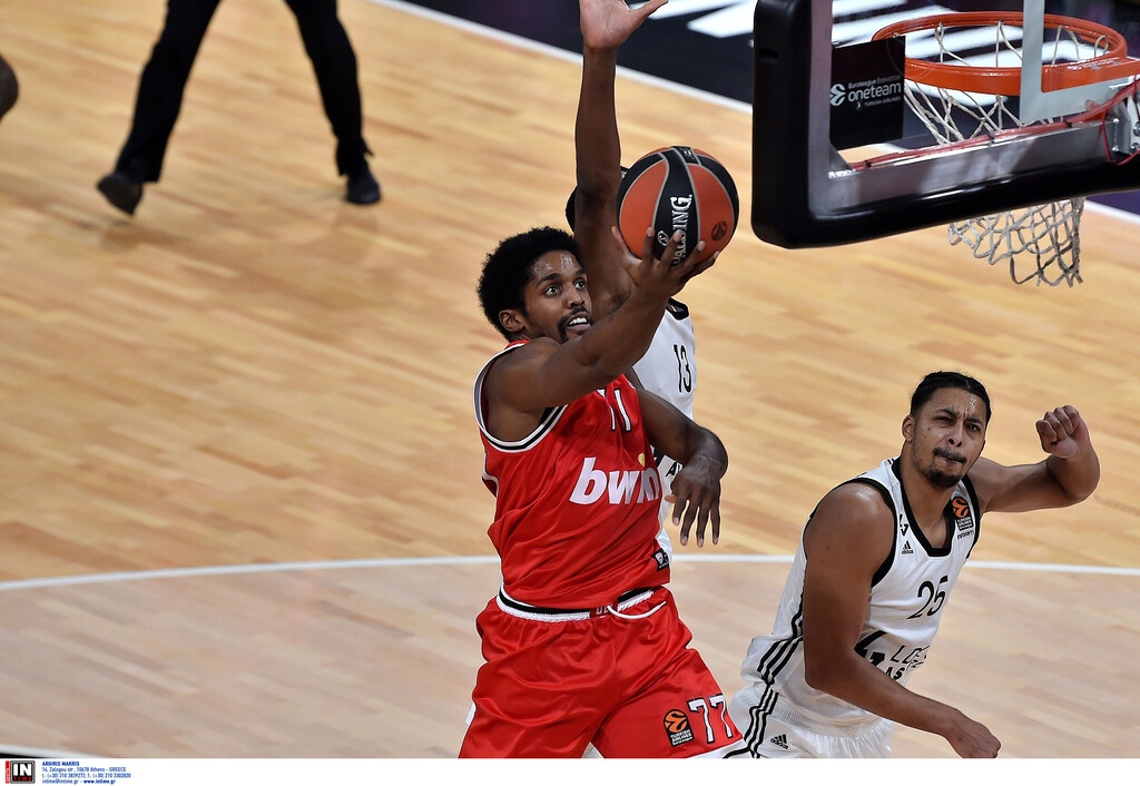 Ολυμπιακός: Το τραπέζι του Μακίσικ στον Σλούκα!