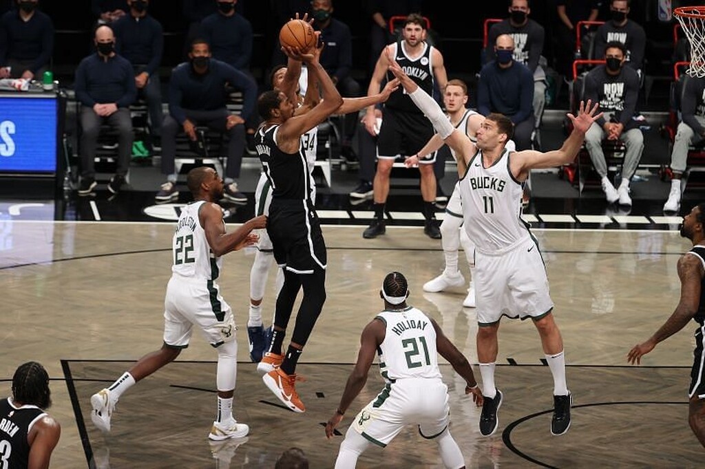 NBA: Σπουδαία εμφάνιση Αντετοκούνμπο - Λύγισαν οι Μπακς (video+photos)