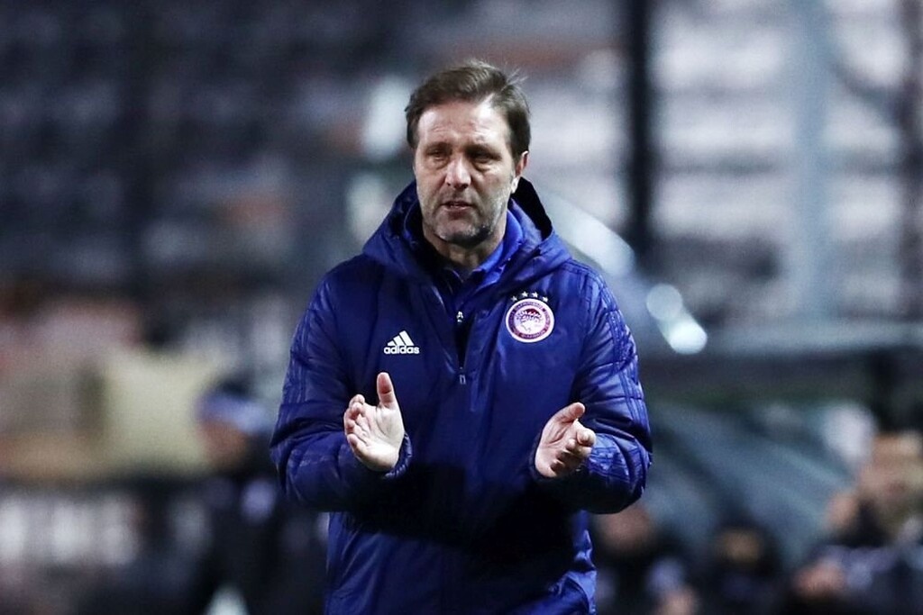 Ολυμπιακός: Ανοιχτό το ενδεχόμενο για μεταγραφές - Εκεί θέλει παίκτη ο Μαρτίνς (photos)