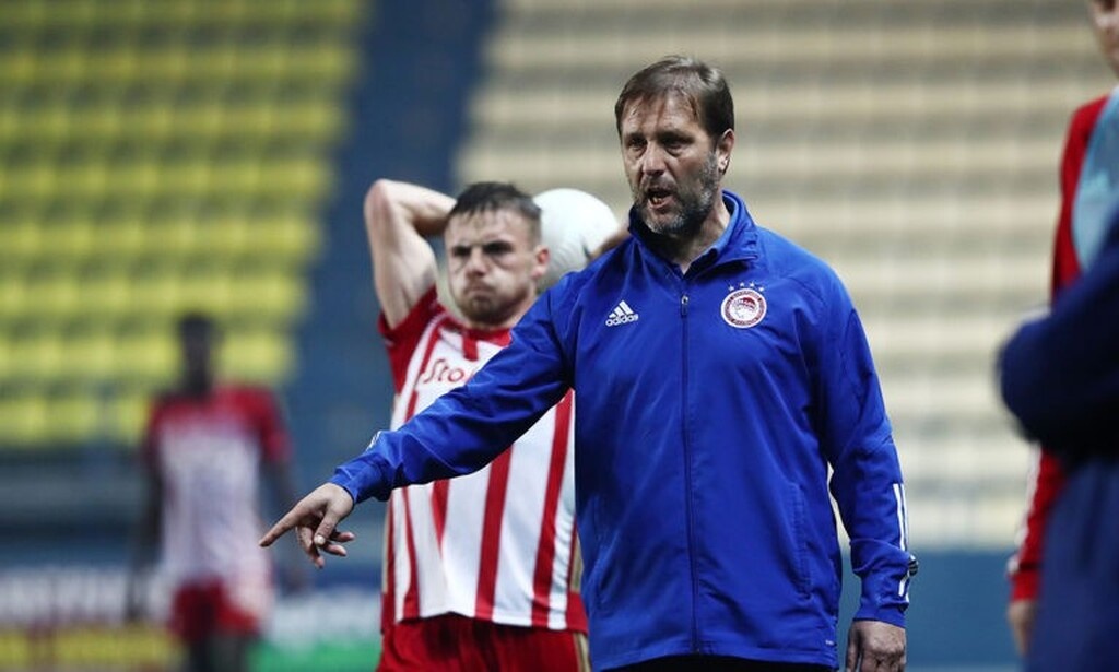 Ολυμπιακός: Ανοιχτό το ενδεχόμενο για μεταγραφές - Εκεί θέλει παίκτη ο Μαρτίνς (photos)