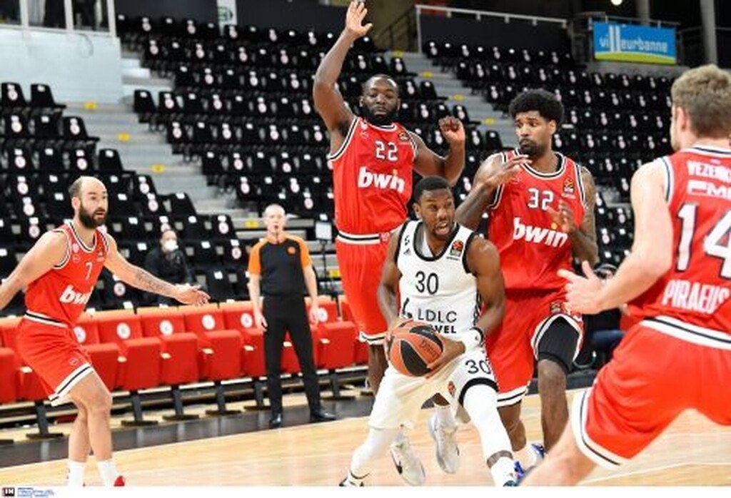 Βιλερμπάν-Ολυμπιακός: Η τρίποντη «βόμβα» λύτρωσης του Σλούκα (video)