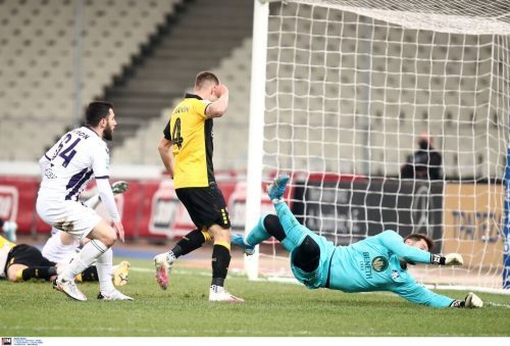 ΑΕΚ-Απόλλων Σμύρνης: To «κάρφωσε» ο Σιμάνσκι και… ξέσπασε! (video+photos)