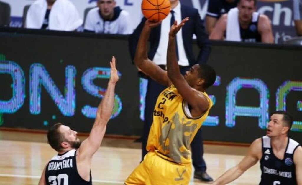 BCL: Μονόδρομος η νίκη για ΑΕΚ