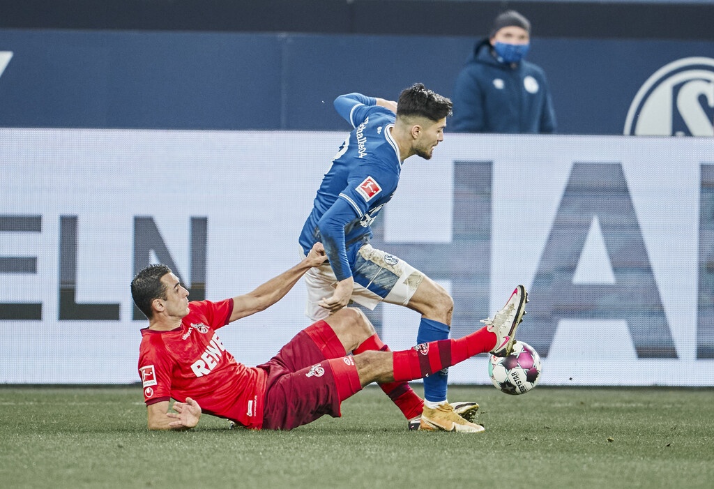 Bundesliga: Η Κολωνία έσπρωξε στον γκρεμό τη Σάλκε! (video+photos)