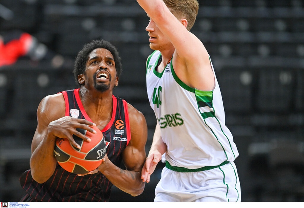 Euroleague: Η «αυτοκτονία» του Ολυμπιακού και η «τιμωρία» από τον Ουόλκαπ (video+photos)