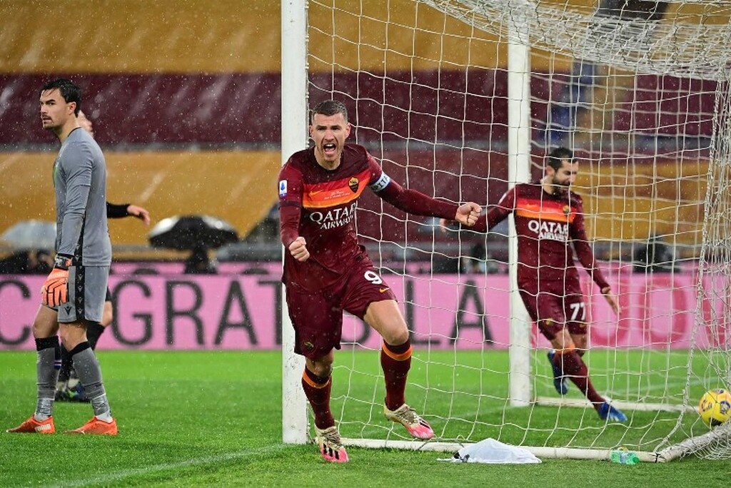 Καζάνι που βράζει η Ρόμα! (Photos)