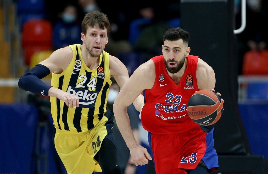 ΤΣΣΚΑ-Φενέρμπαχτσε 83-89: Τεράστιο διπλό με «σφραγίδα» Ντε Κολό-Βέσελι!