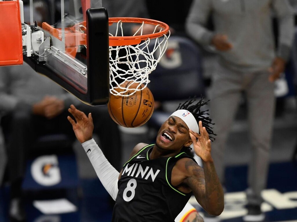 NBA: Απίθανες φάσεις στο σημερινό Top-10 (video)