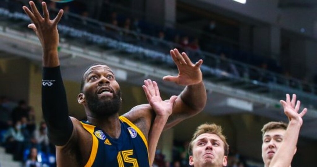 Χίμκι: Παρελθόν οι Μονρό-Γερέμπκο