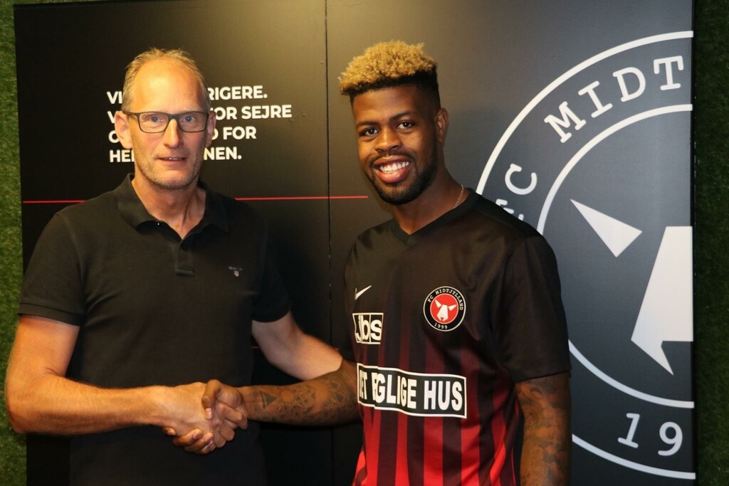 Λαμία: Ήρθε Καναδός στόπερ και υπογράφει (photos)