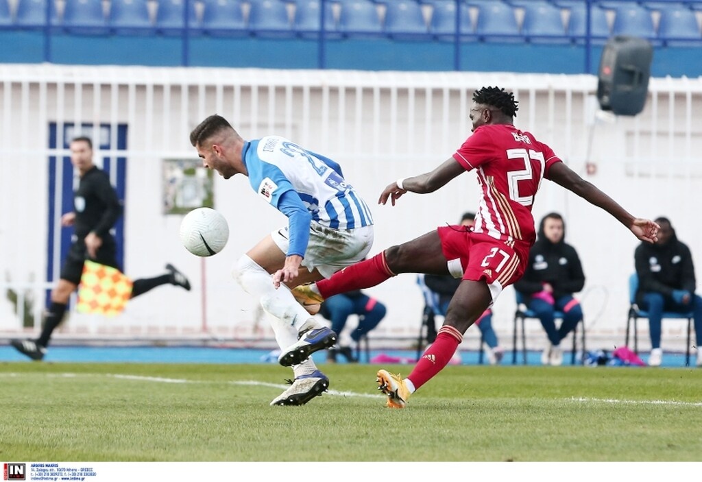 Ατρόμητος-Ολυμπιακός: Γκολ με... VAR ο Μπρούμα, χαμός πριν το ημίχρονο (photos)